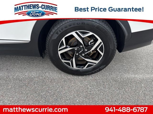 Used 2023 Kia Sportage LX image 14