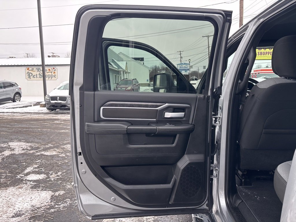 Used 2024 RAM 2500 Big Horn image 23