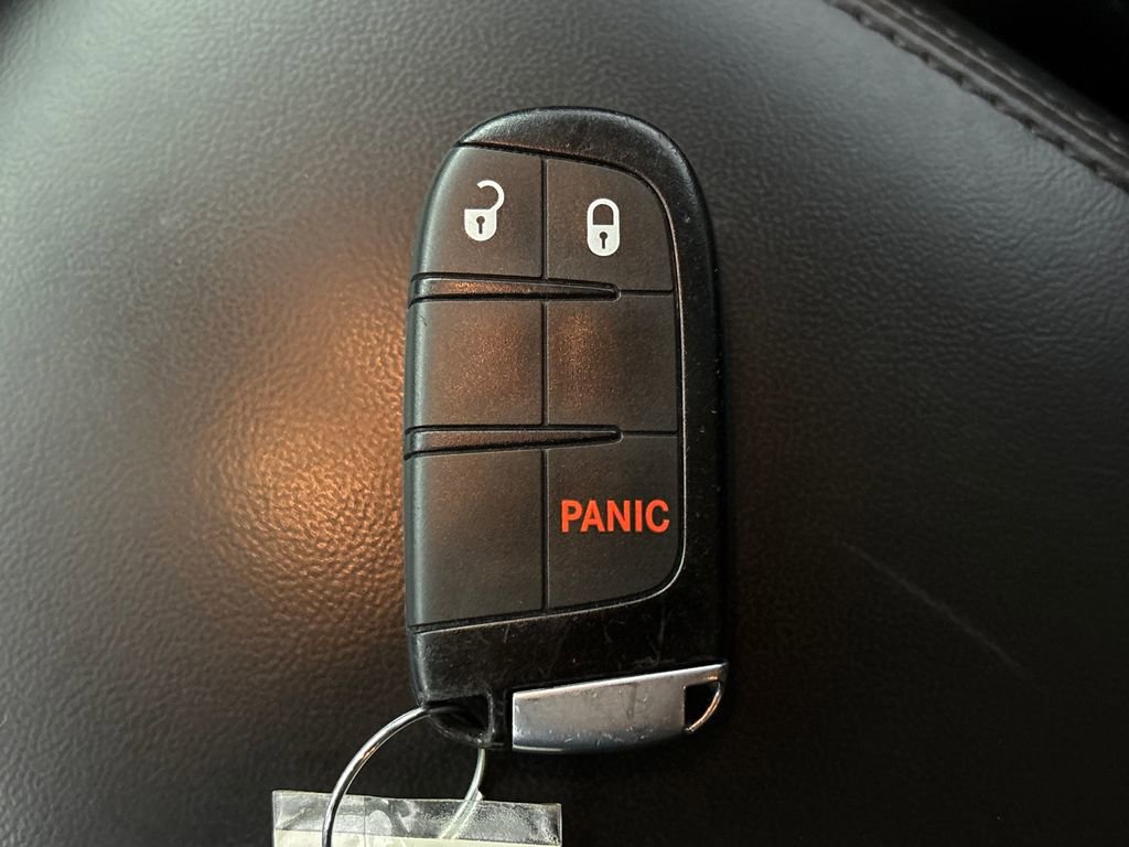 Used 2020 Dodge Durango GT image 34