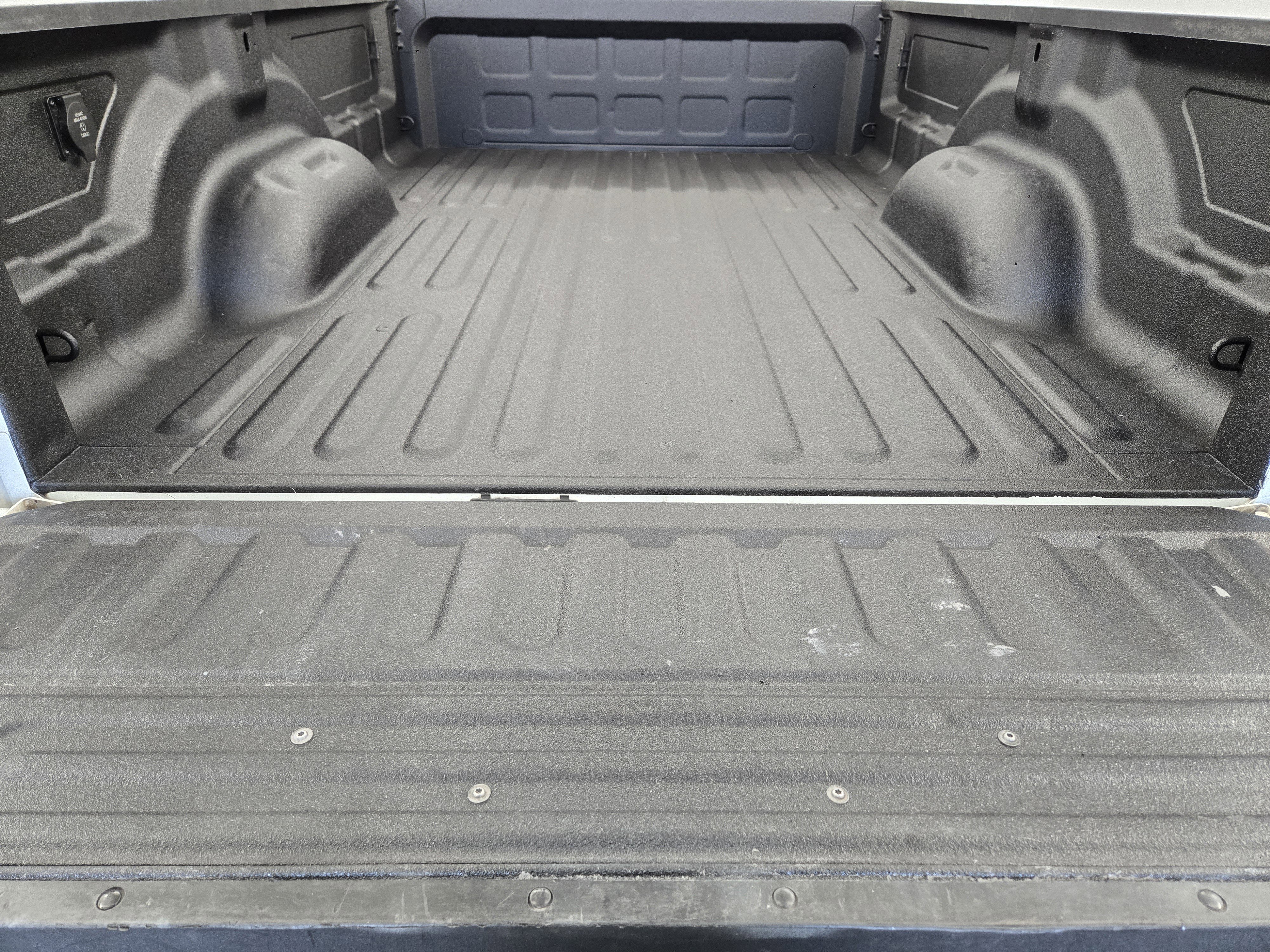 Used 2023 RAM 2500 Tradesman w/ Chrome Appearance Group image 30