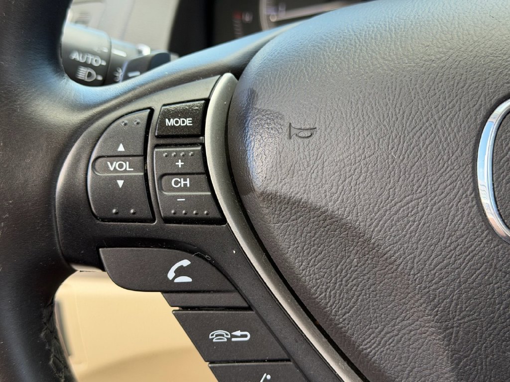 Used 2017 Acura RDX w/ Tech & AcuraWatch Plus Pack FWD image 25
