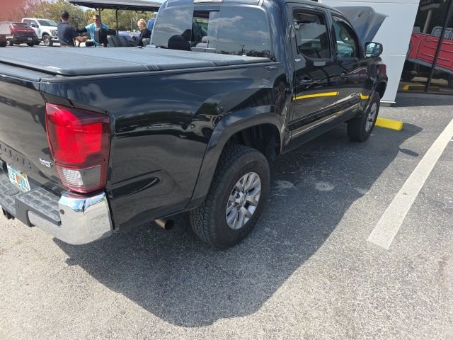 Used 2018 Toyota Tacoma SR5 image 9