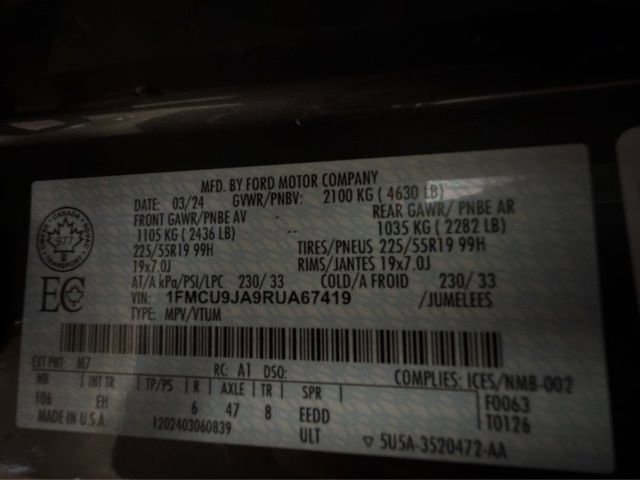 Certified 2024 Ford Escape Platinum AWD/4WD image 31