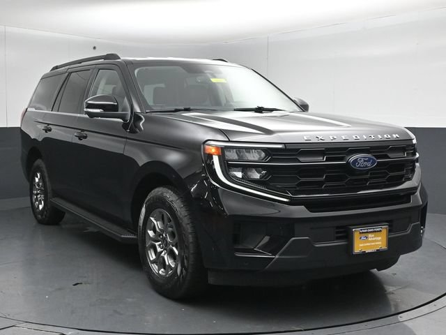 Certified 2026 Ford Expedition Active AWD/4WD image 1