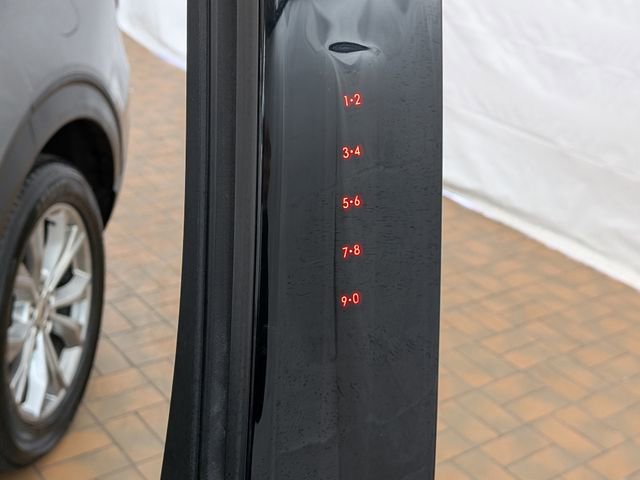 Certified 2021 Ford Explorer XLT w/ Equipment Group 202A image 9