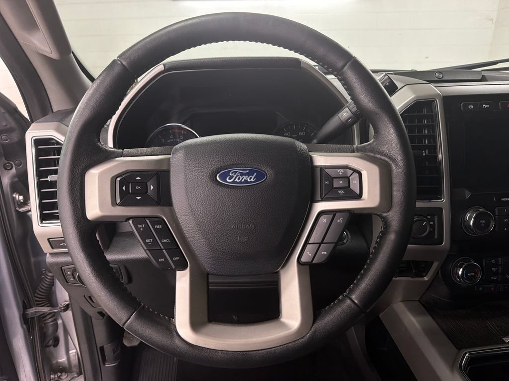 Certified 2020 Ford F250 Lariat w/ Lariat Ultimate Package AWD/4WD image 32