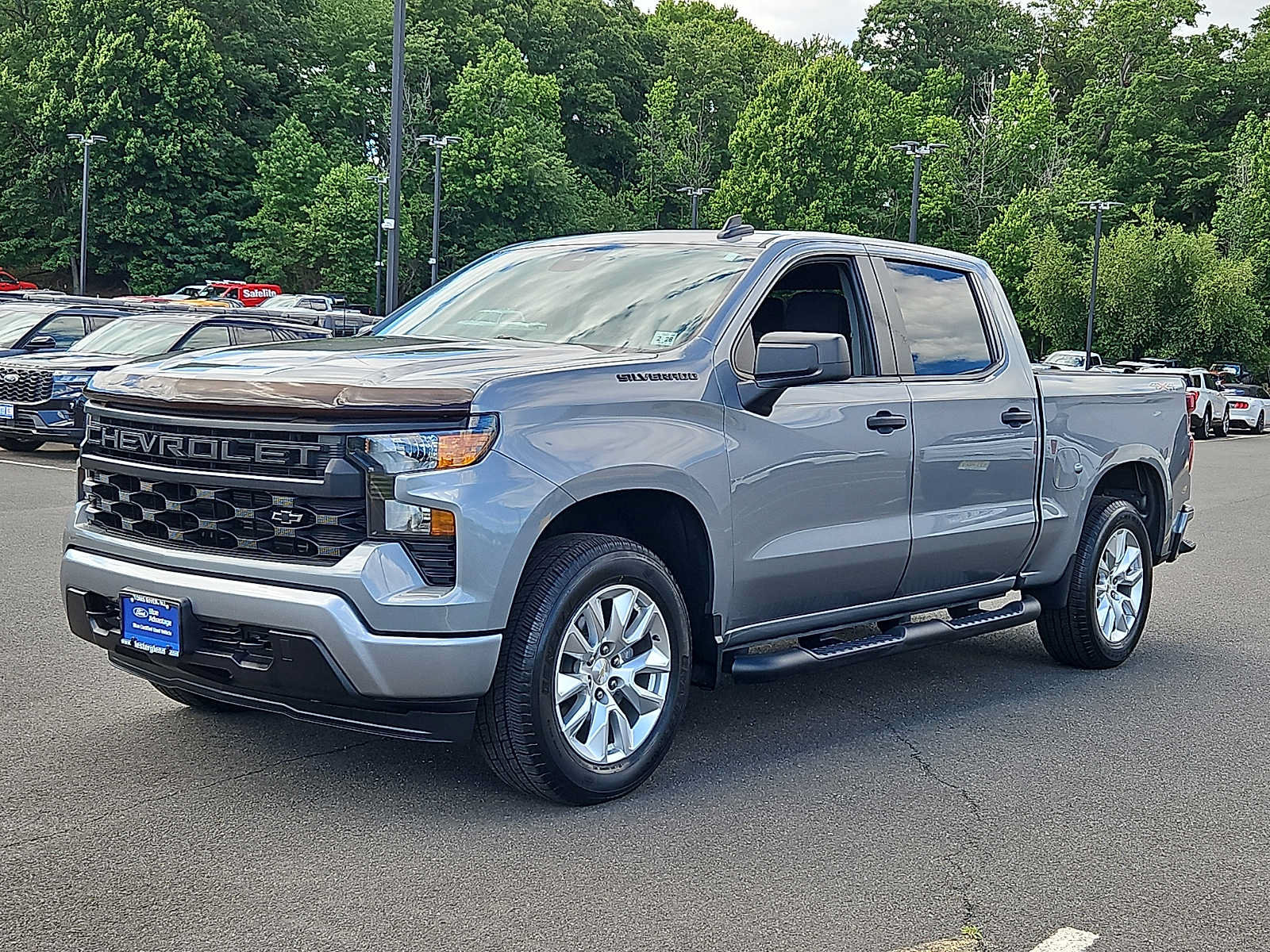 Used 2023 Chevrolet Silverado 1500 Custom w/ LPO, Dark Essentials Package AWD/4WD image 3