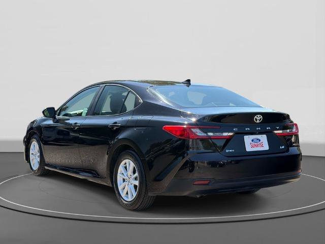 Used 2025 Toyota Camry LE FWD image 6