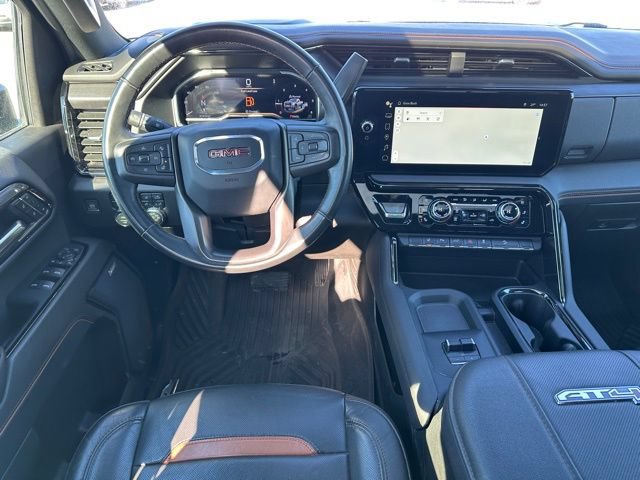 Used 2024 GMC Sierra 2500 AT4 w/ AT4 Premium Plus Package AWD/4WD image 9