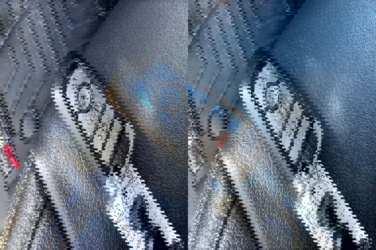 Certified 2022 Ford F350 Lariat w/ Tremor Off-Road Package image 14