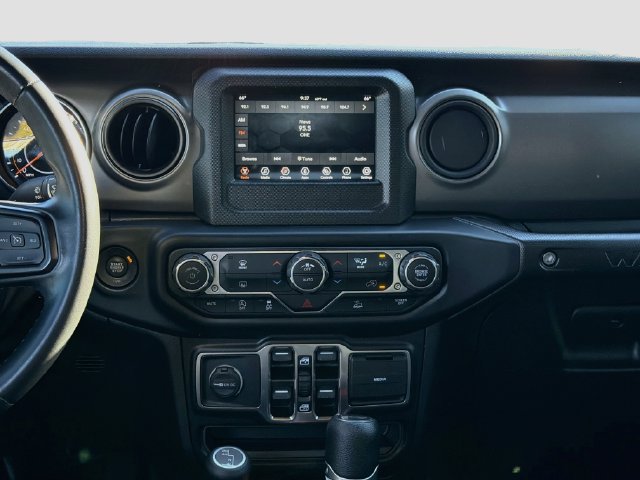 Used 2022 Jeep Wrangler Unlimited Sport AWD/4WD image 21