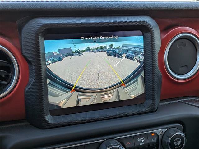 Used 2021 Jeep Wrangler Unlimited Rubicon AWD/4WD image 15