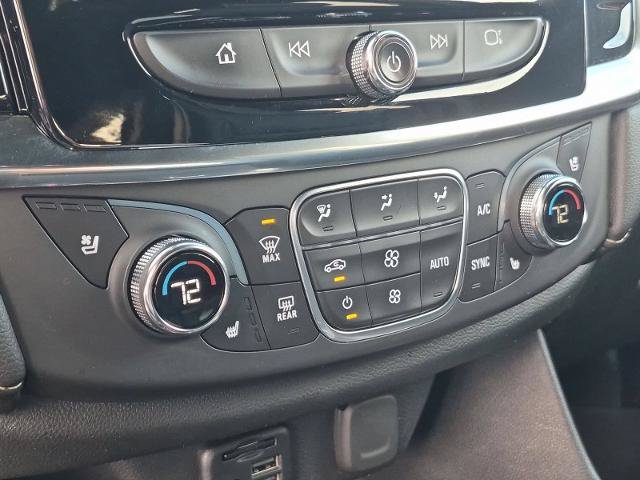 Used 2022 Chevrolet Traverse Premier w/ Redline Edition AWD/4WD image 23