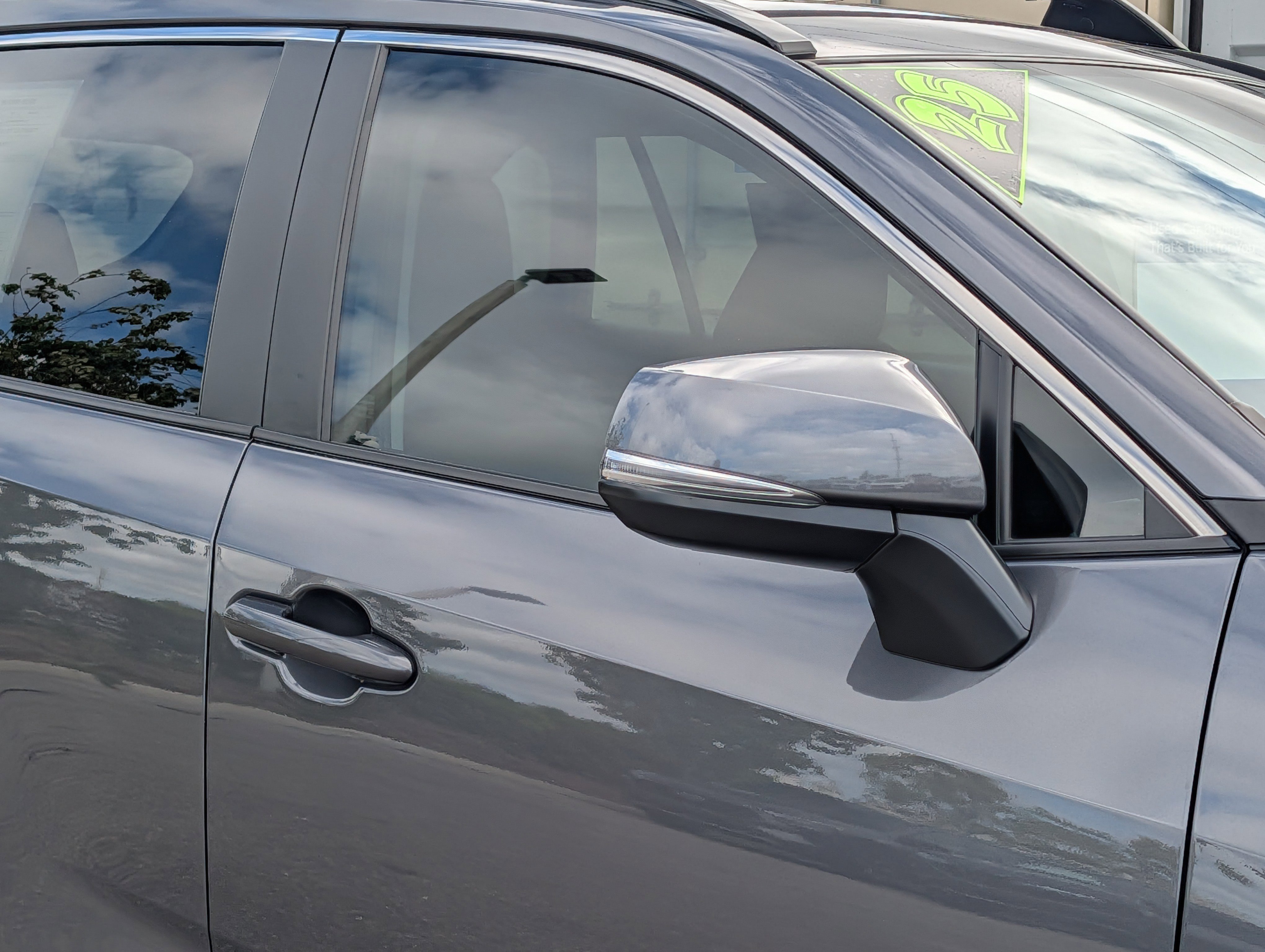 Used 2025 Toyota RAV4 XLE image 10