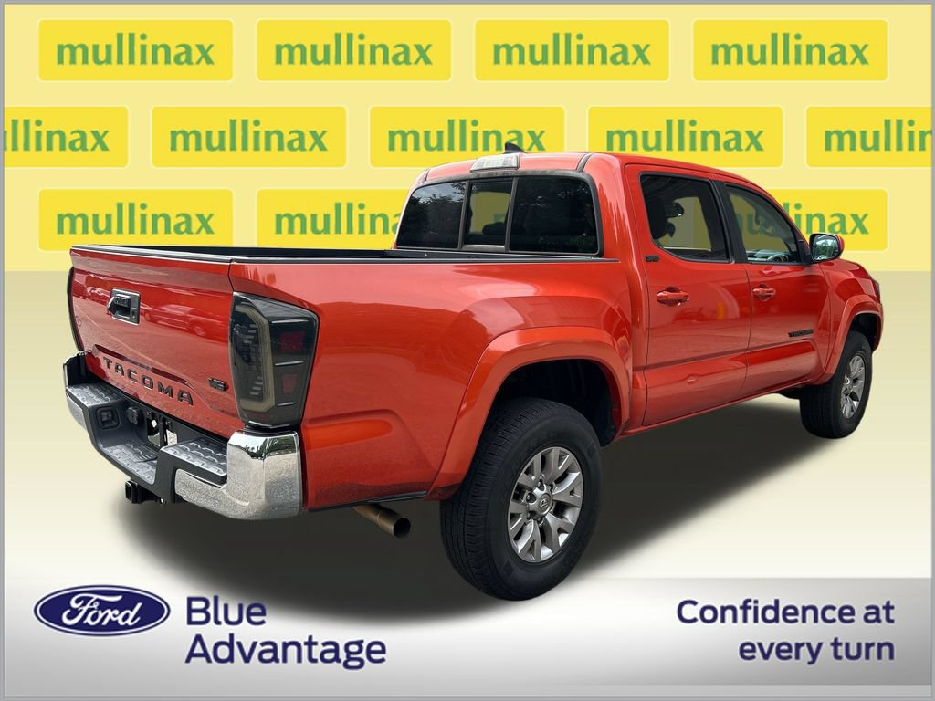 Used 2017 Toyota Tacoma SR5 w/ Tow Package RWD image 2