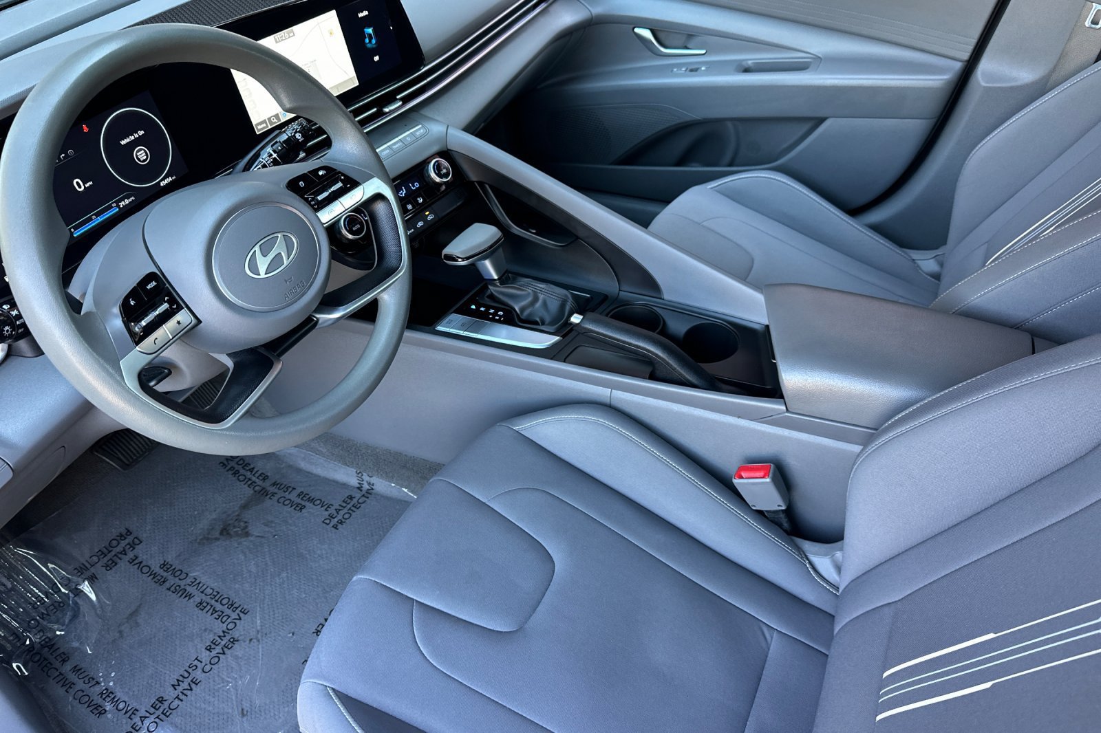 Used 2024 Hyundai Elantra SEL FWD image 10