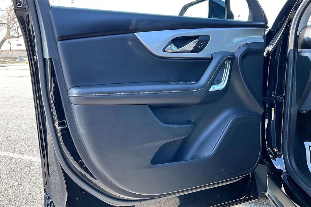 Used 2023 Chevrolet Blazer LT w/ Driver Confidence Package image 21