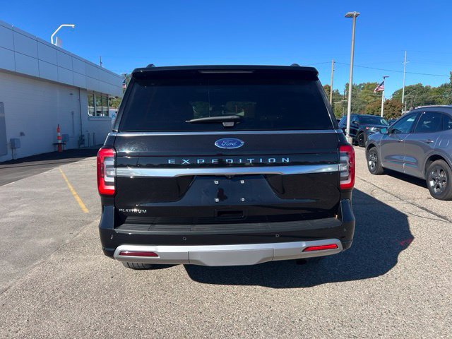 Certified 2024 Ford Expedition Platinum AWD/4WD image 5