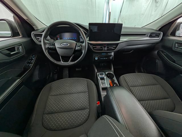 Certified 2024 Ford Escape Active AWD/4WD image 7
