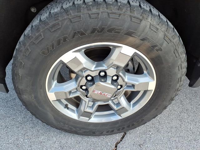 Used 2025 GMC Sierra 3500 SLT image 14