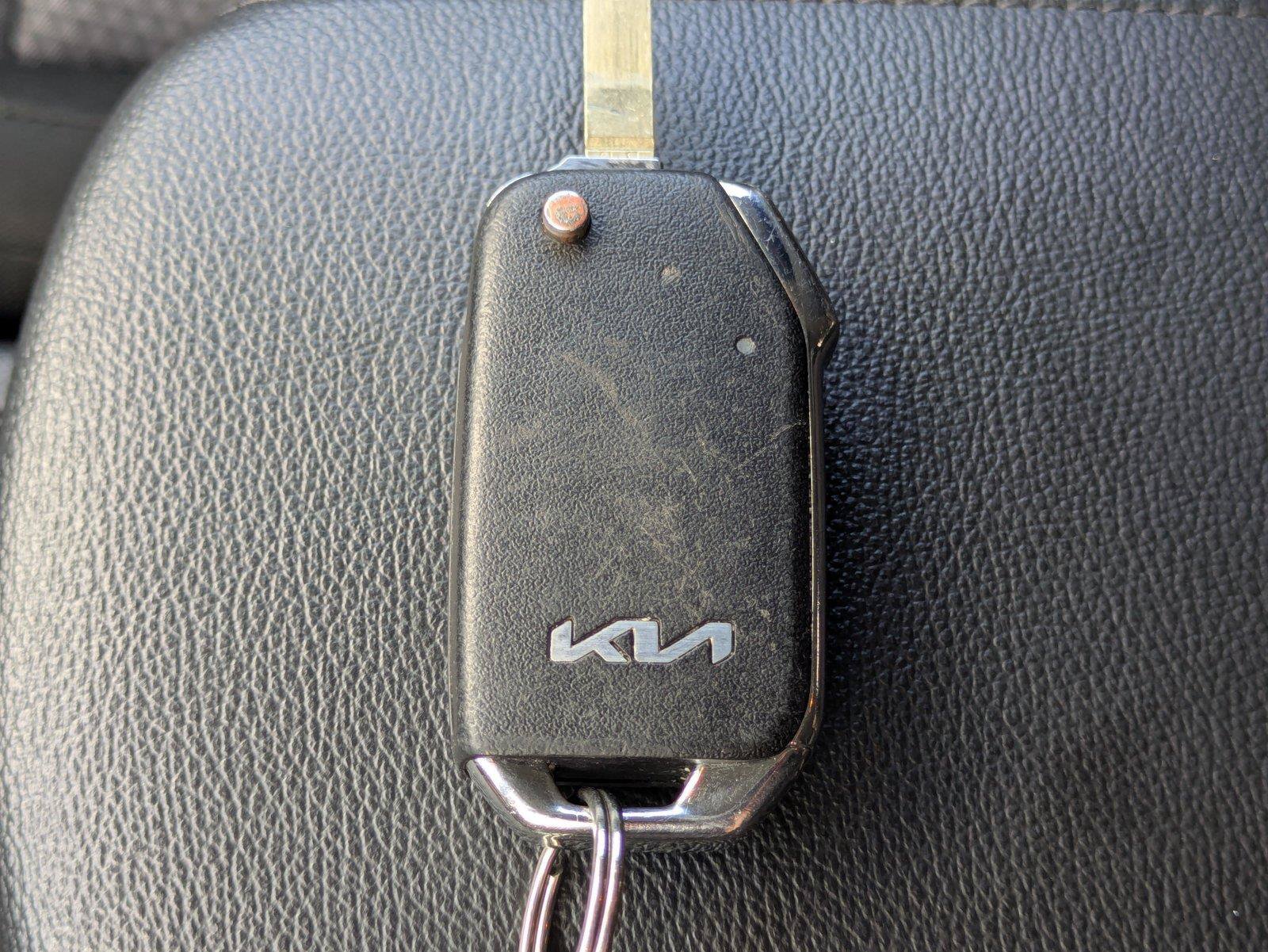 Used 2024 Kia Soul LX w/ Option Group 015 FWD image 28