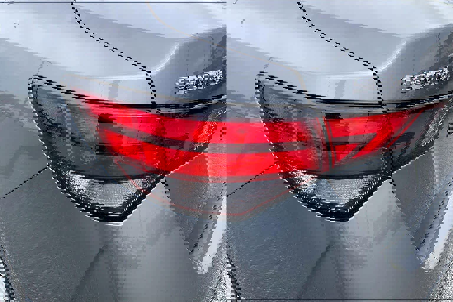 Used 2024 Nissan Sentra S image 27