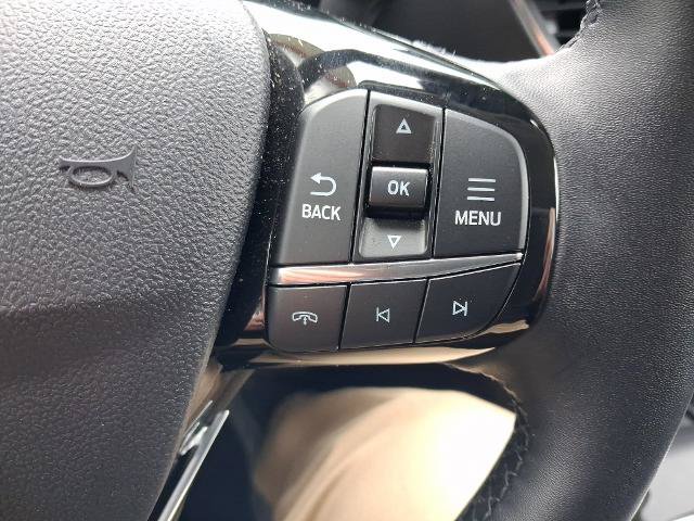 Certified 2025 Ford Escape Platinum AWD/4WD image 18