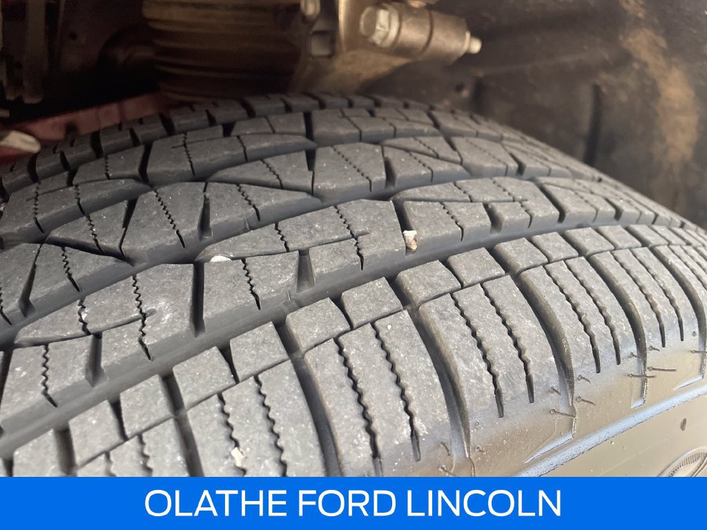 Used 2021 Jeep Grand Cherokee L Overland w/ Luxury Tech Group IV AWD/4WD image 32