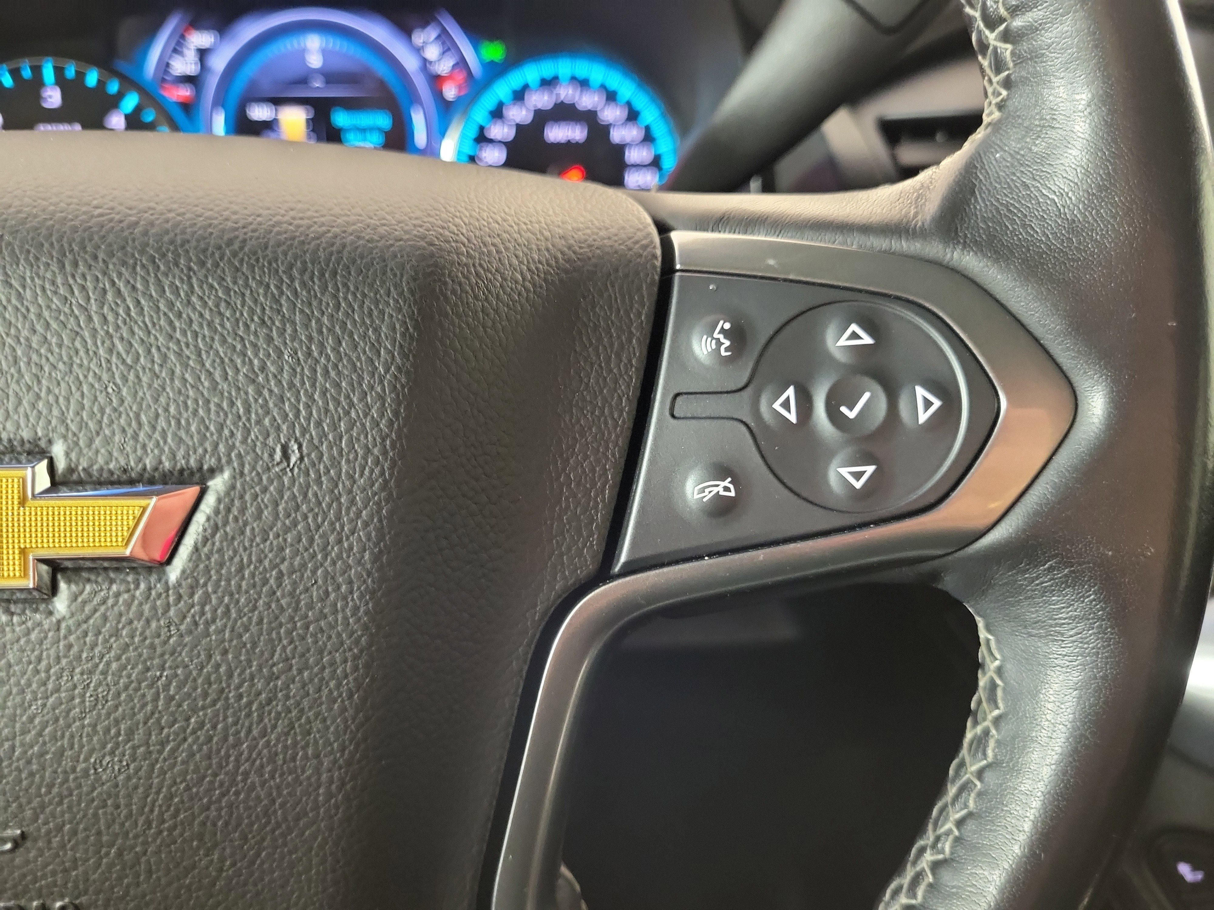 Used 2019 Chevrolet Tahoe Premier w/ Max Trailering Package image 17