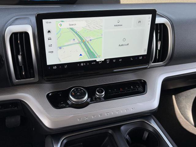 Certified 2025 Ford Expedition Active AWD/4WD image 19