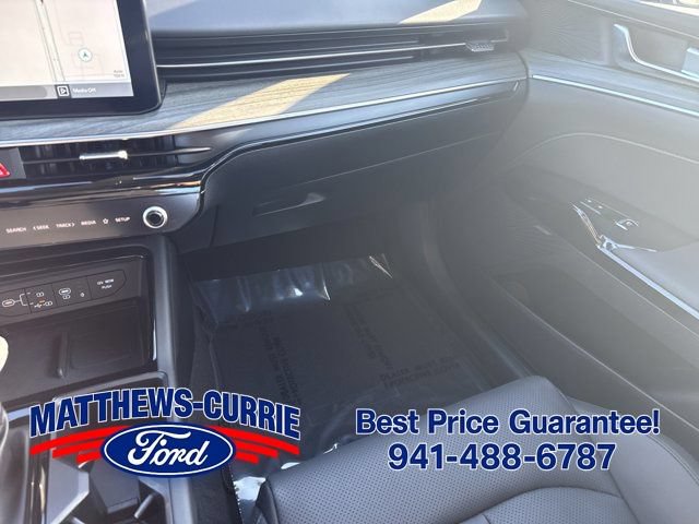 Used 2025 Kia K5 EX FWD image 23