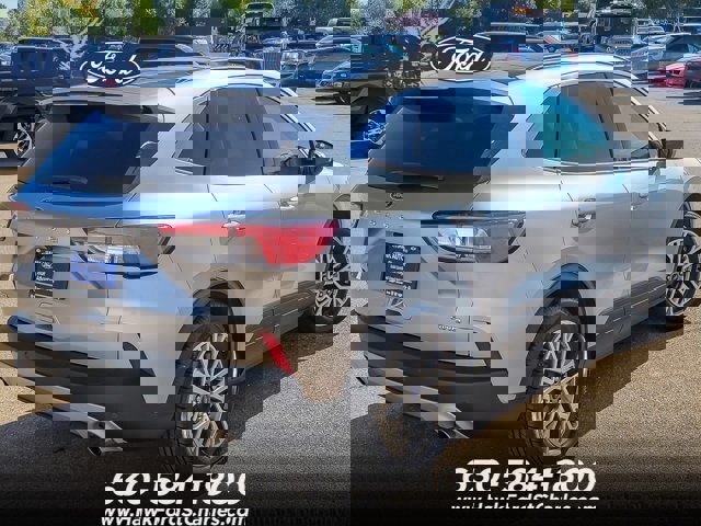 Certified 2022 Ford Escape SEL w/ Technology Package AWD/4WD image 7