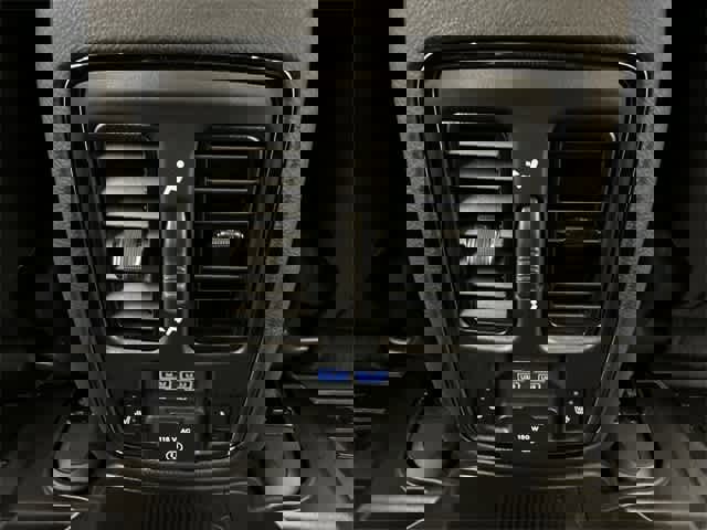 Used 2021 Jeep Grand Cherokee High Altitude image 25