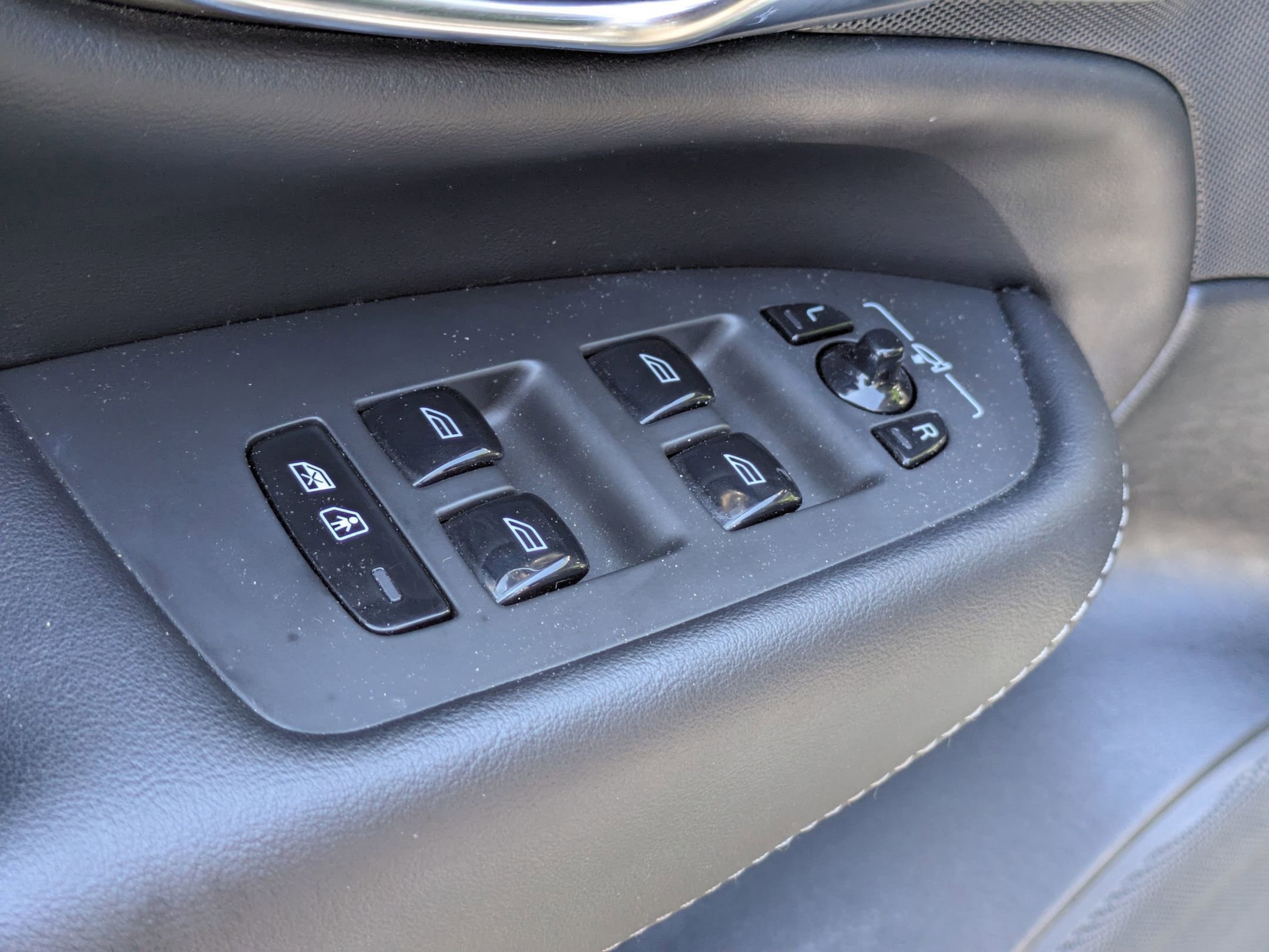 Used 2022 Volvo XC90 T6 Inscription w/ Advanced Package image 11