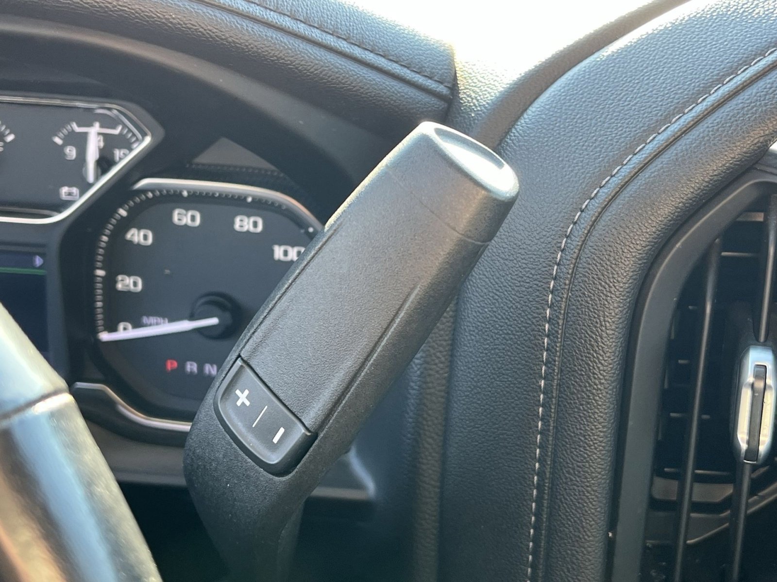 Used 2020 GMC Sierra 2500 SLT image 21