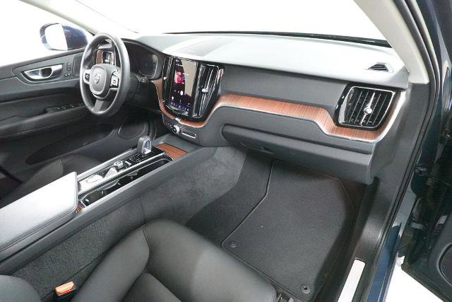 Used 2023 Volvo XC60 T8 Plus AWD/4WD image 32