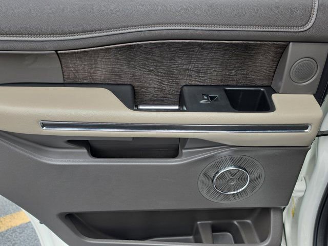 Certified 2021 Ford Expedition Limited RWD image 10