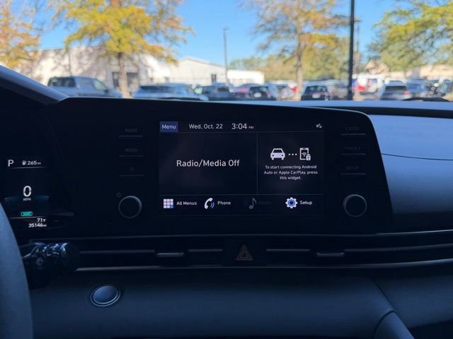 Used 2023 Hyundai Elantra SEL w/ Cargo Package image 15