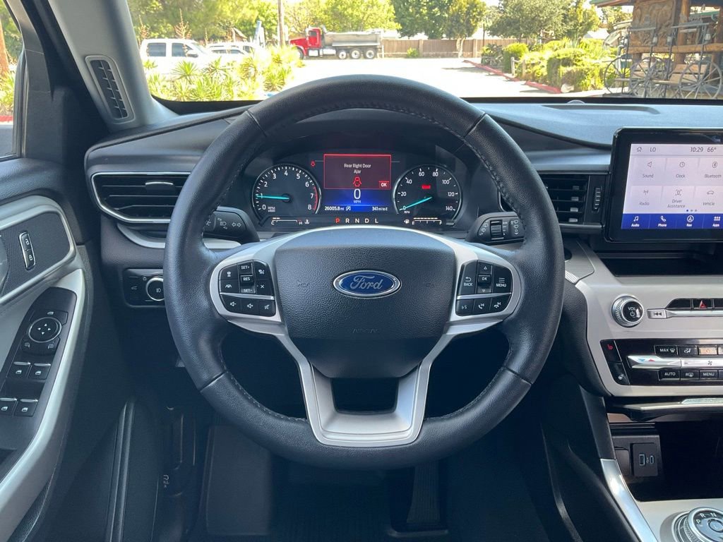 Certified 2024 Ford Explorer XLT w/ Equipment Group 202A image 35