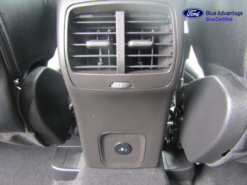 Certified 2023 Ford Escape Platinum AWD/4WD image 32