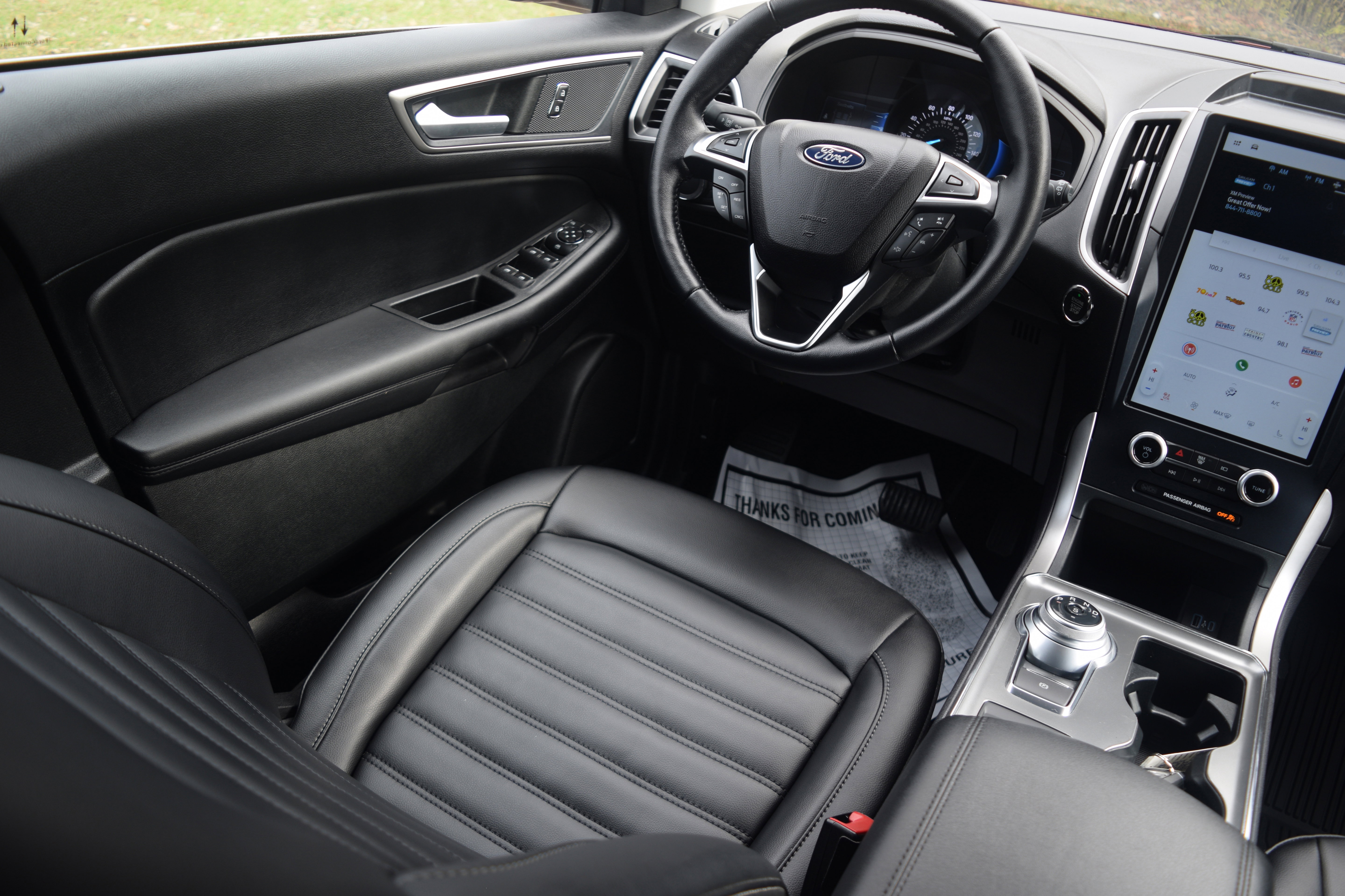 Certified 2022 Ford Edge SEL w/ Convenience Package image 2