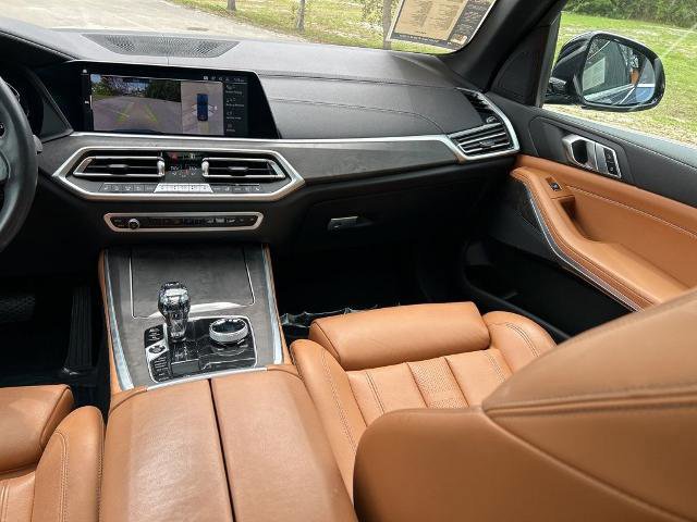 Used 2022 BMW X5 xDrive40i w/ Premium Package image 11