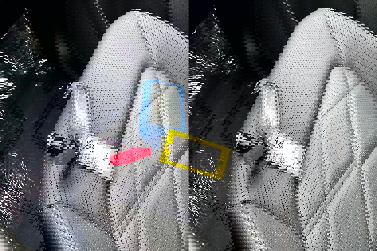 Used 2025 Volkswagen Atlas SE image 13