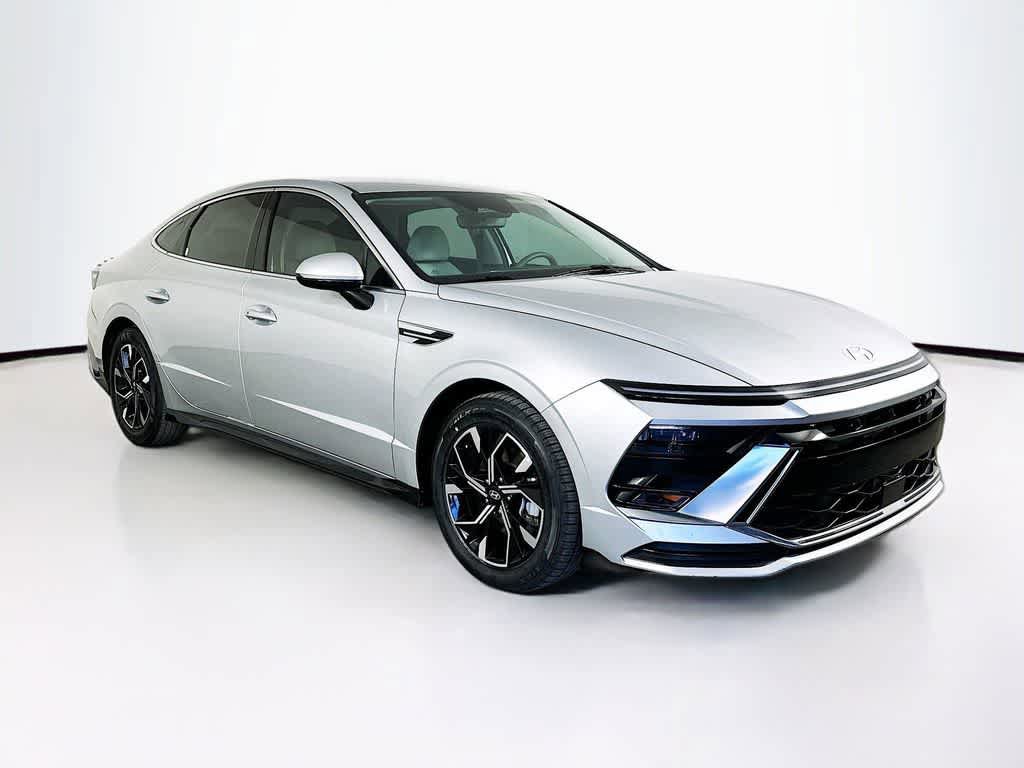 Used 2025 Hyundai Sonata SEL FWD image 22