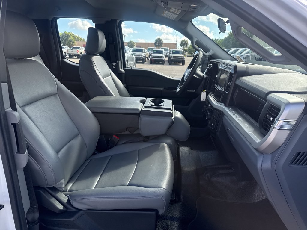 Certified 2026 Ford F250 XL w/ XL Chrome Package RWD image 25