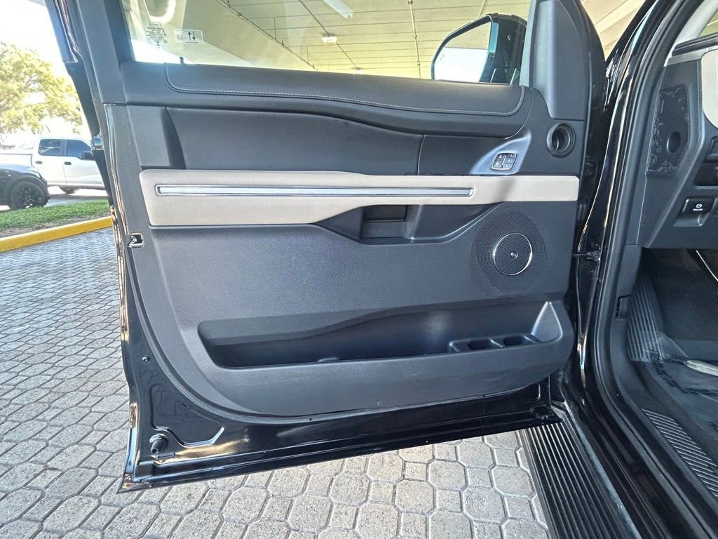Certified 2024 Ford Expedition Max Limited image 40