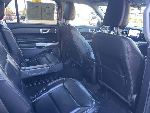 Certified 2022 Ford Explorer XLT w/ Equipment Group 202A image 26