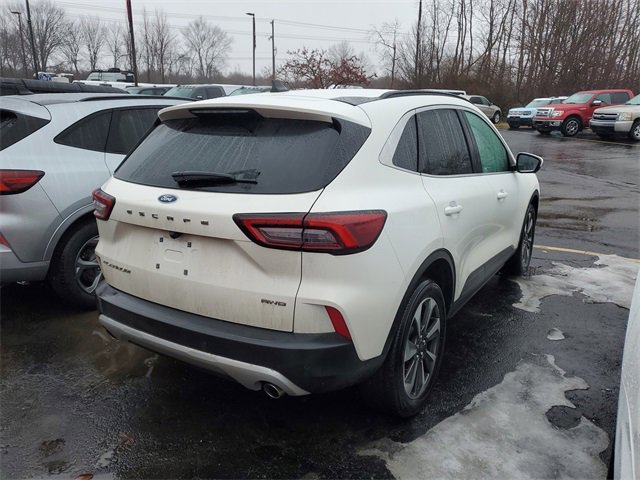 Certified 2023 Ford Escape Platinum image 3