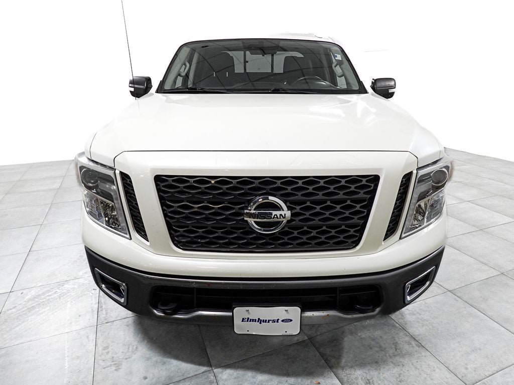 Used 2017 Nissan Titan PRO-4X AWD/4WD image 3