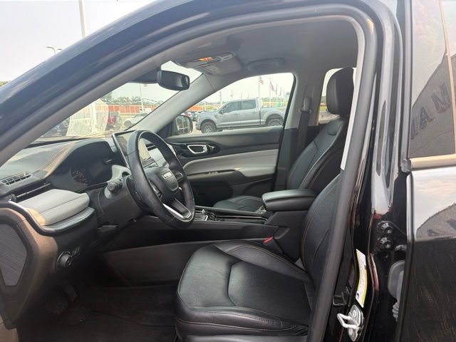 Used 2022 Jeep Compass Limited AWD/4WD image 9